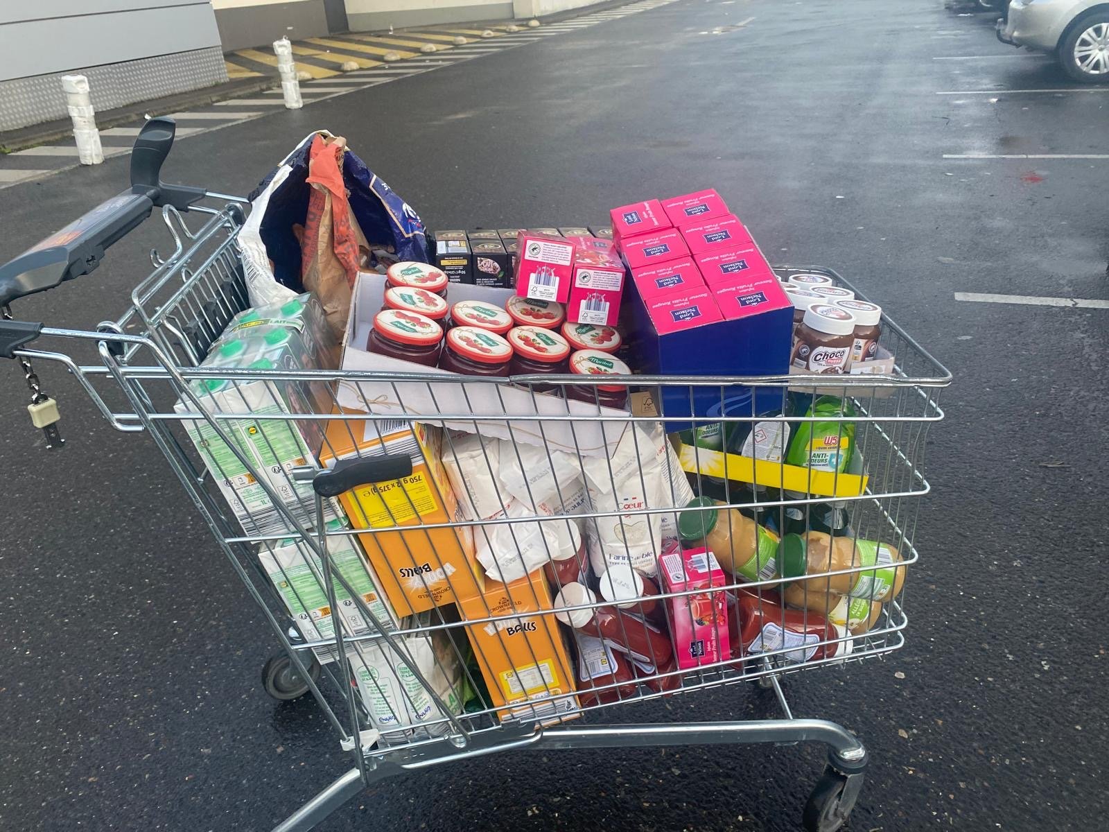 Aide alimentaire aux familles